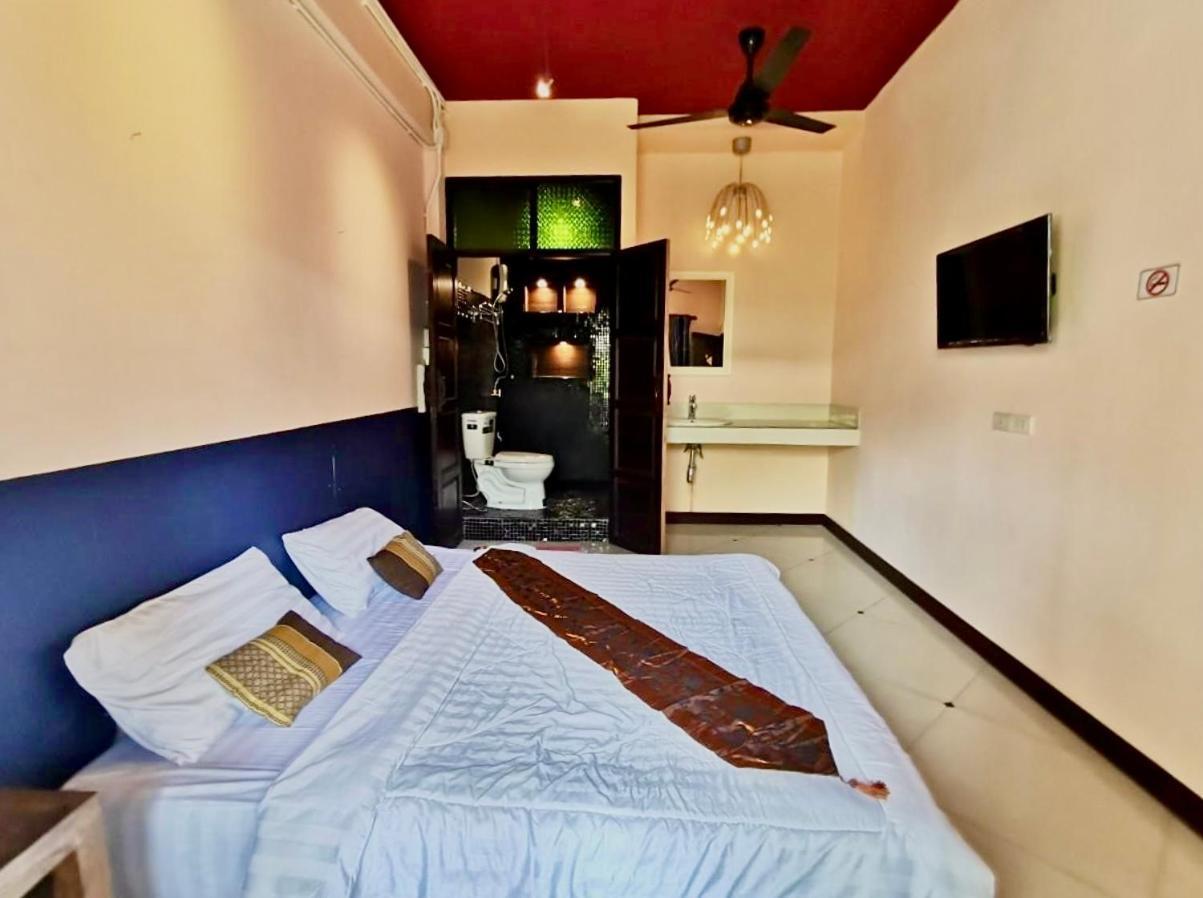 Madera House Chiang Mai Hotell Eksteriør bilde